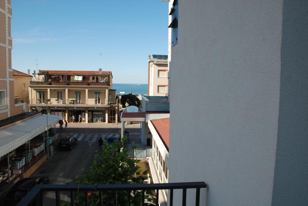 Residence Villa Gori Rimini Oda fotoğraf